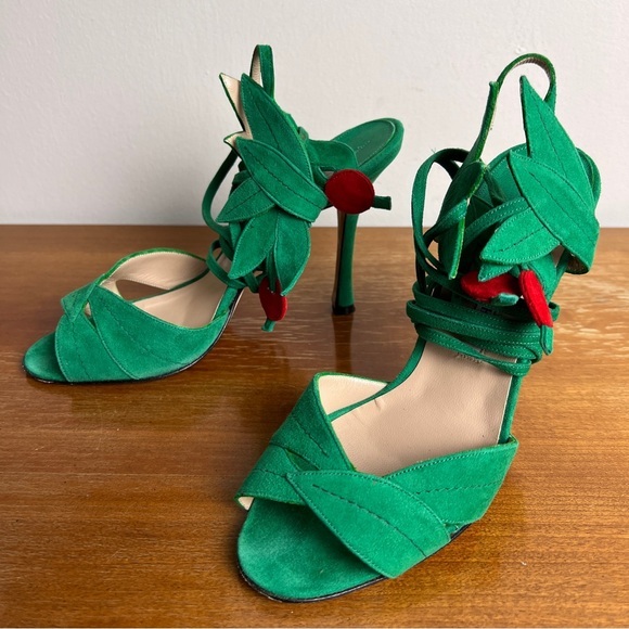 Manolo Blahnik 2023 Leaf Cherry Suede Wrap Heeled Sandals - Picture 2 of 8